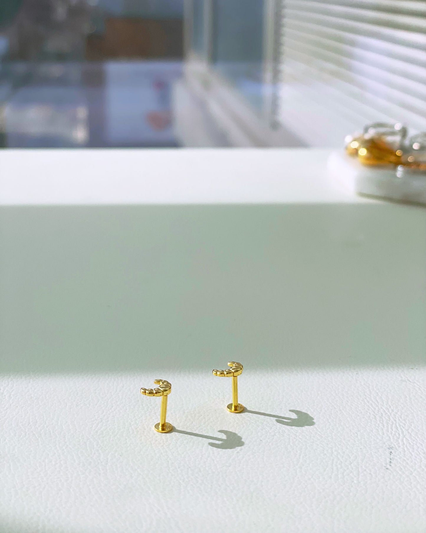 "Le Croissant" 14K Yellow Plated Cartilage Piercing Flatback Nap Earring